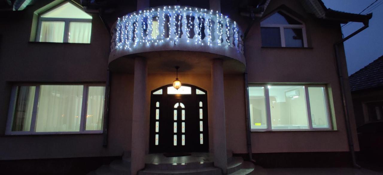 Casa Blanco Hotel Oradea Exterior foto