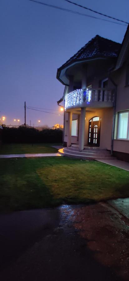 Casa Blanco Hotel Oradea Exterior foto